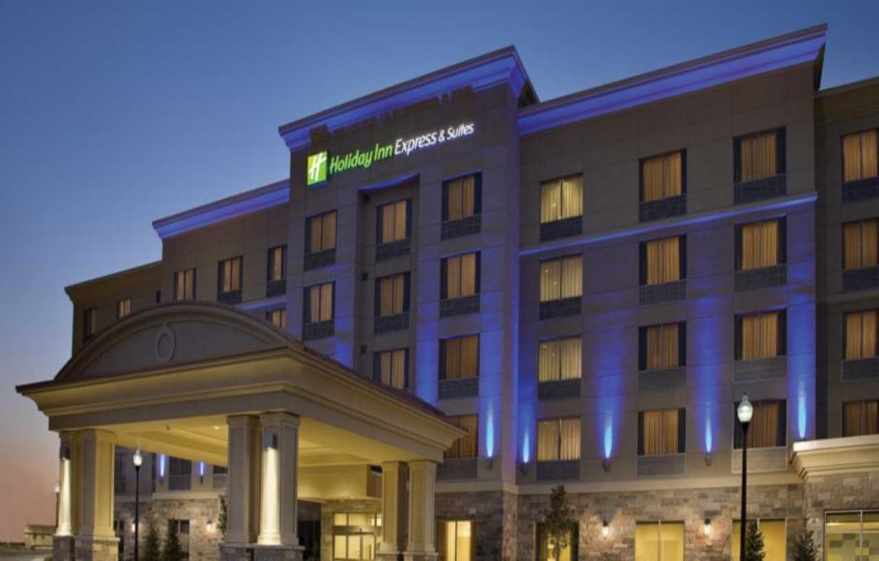 Holiday Inn Express & Suites Vaughan-Southwest By Ihg Exterior foto